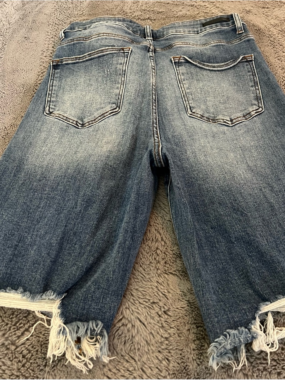 Risen Distressed Denim Shorts - Women's Blue - Picture 5 of 7